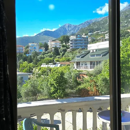 Azure With Sea View Drymades Apartment *