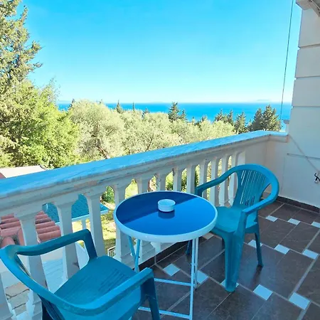Apartment Azure With Sea View Drymades *