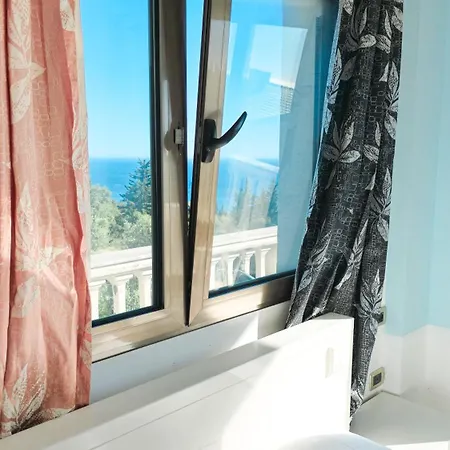 Azure With Sea View Drymades Apartment