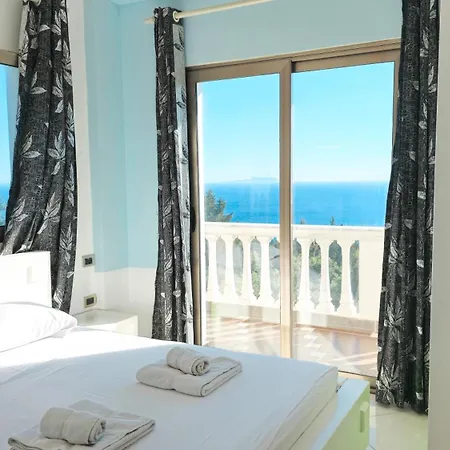 Apartment Azure With Sea View Drymades