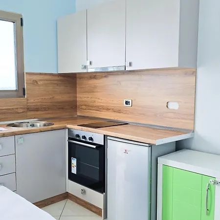 Apartment Azure With Sea View Drymades