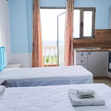 Apartment Azure With Sea View Drymades *