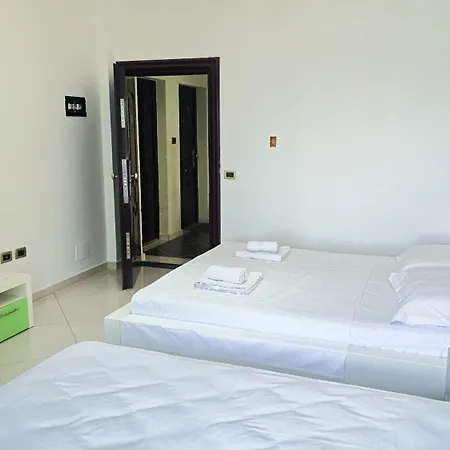 Azure With Sea View Drymades Appartement