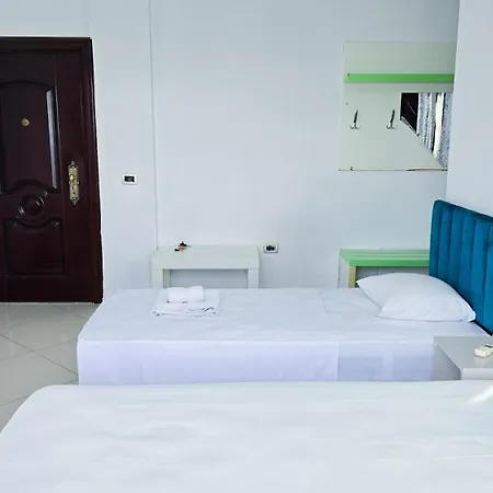Apartment Azure With Sea View Drymades *