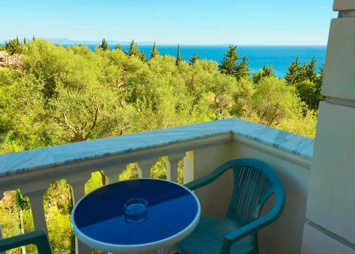 Azure With Sea View Drymades Apartamento *