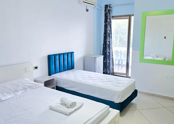 Azure With Sea View Drymades Apartamento *