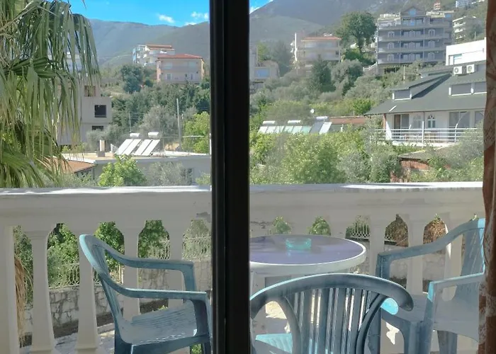 Azure With Sea View Drymades Apartamento